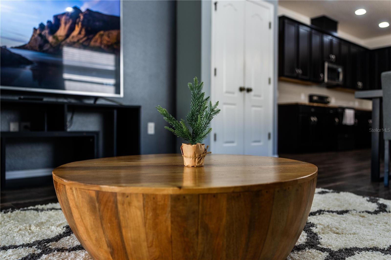 NARCOOSSEE VILLAGE PH 2 - Residential Lease