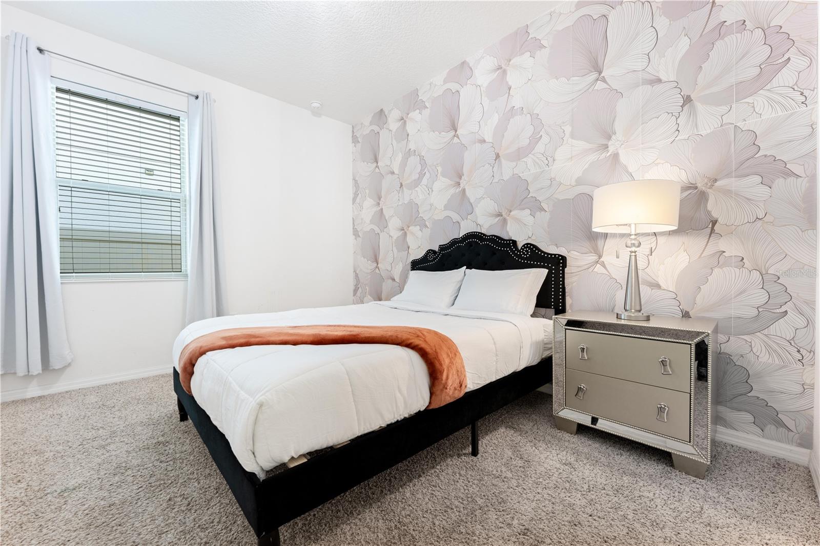 NARCOOSSEE VILLAGE PH 2 - Residential Lease