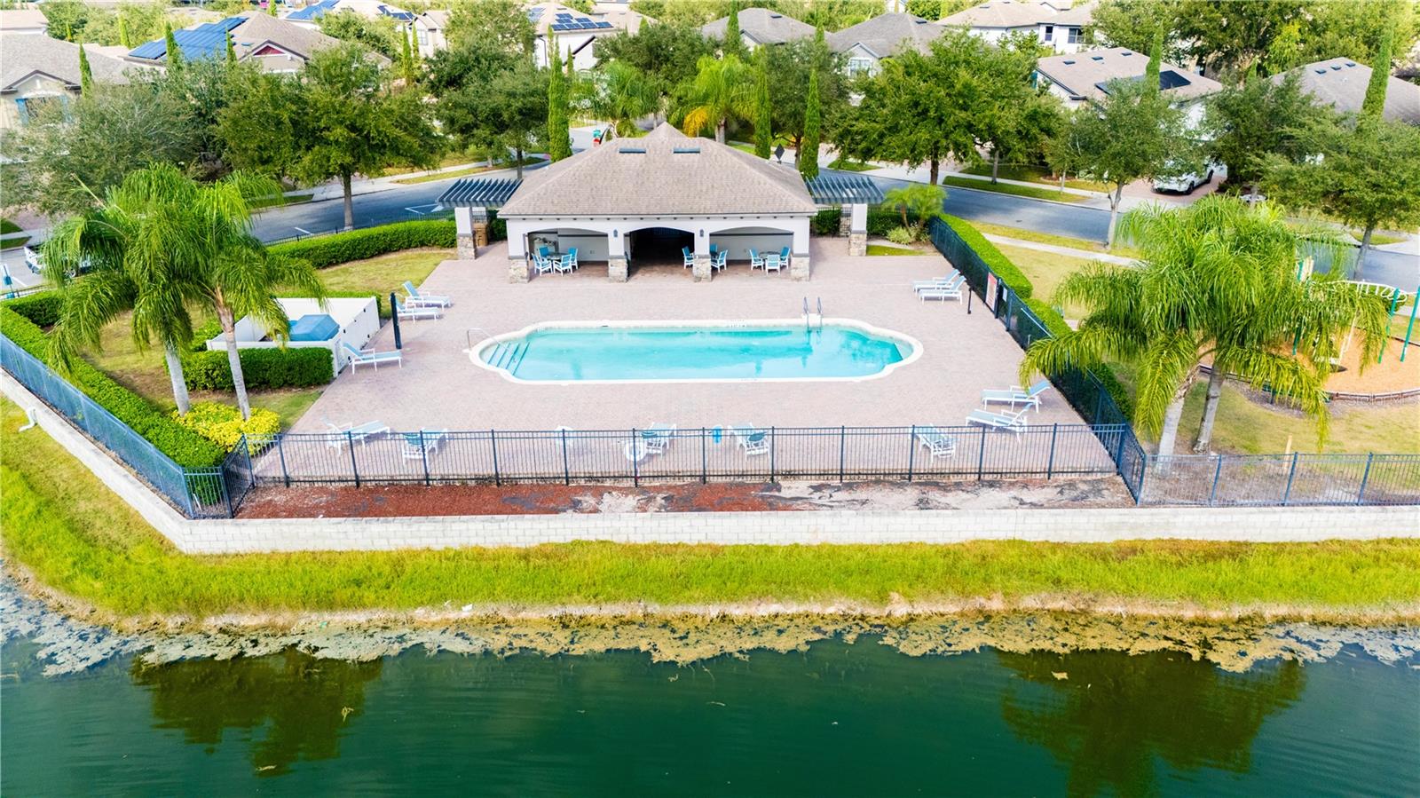 NARCOOSSEE VILLAGE PH 2 - Residential Lease