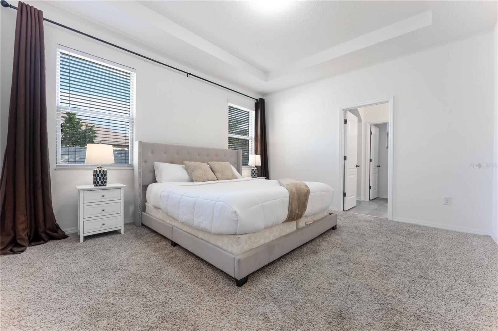 NARCOOSSEE VILLAGE PH 2 - Residential Lease