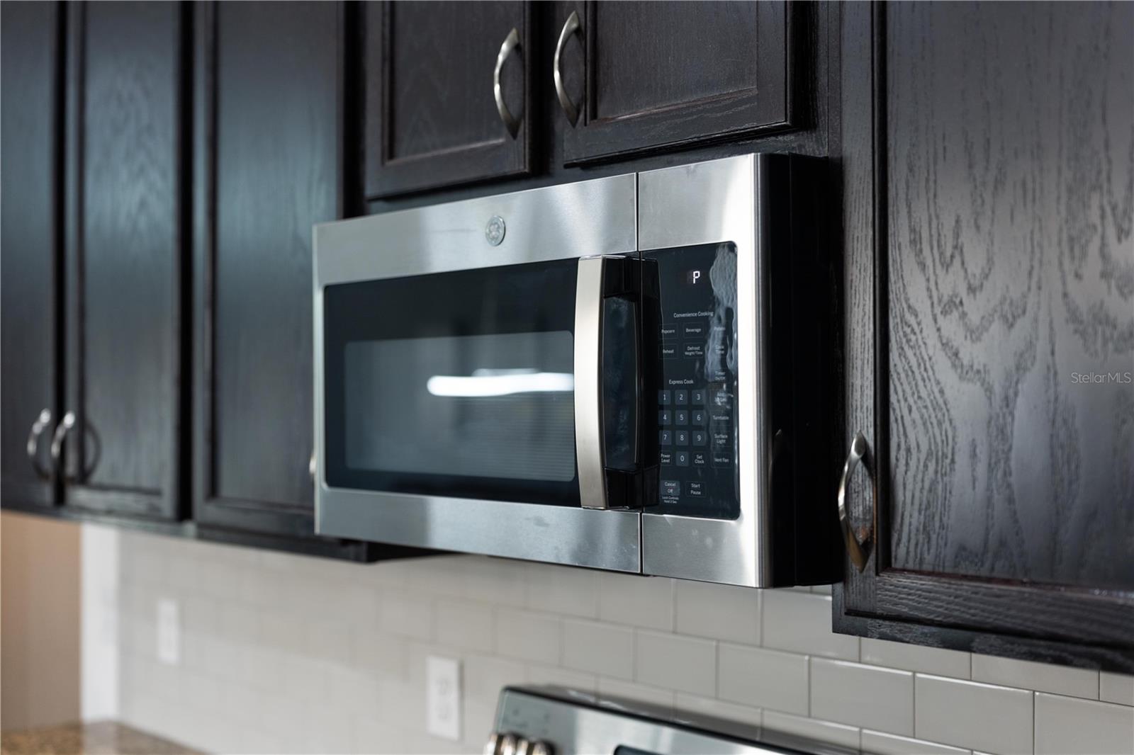 NARCOOSSEE VILLAGE PH 2 - Residential Lease