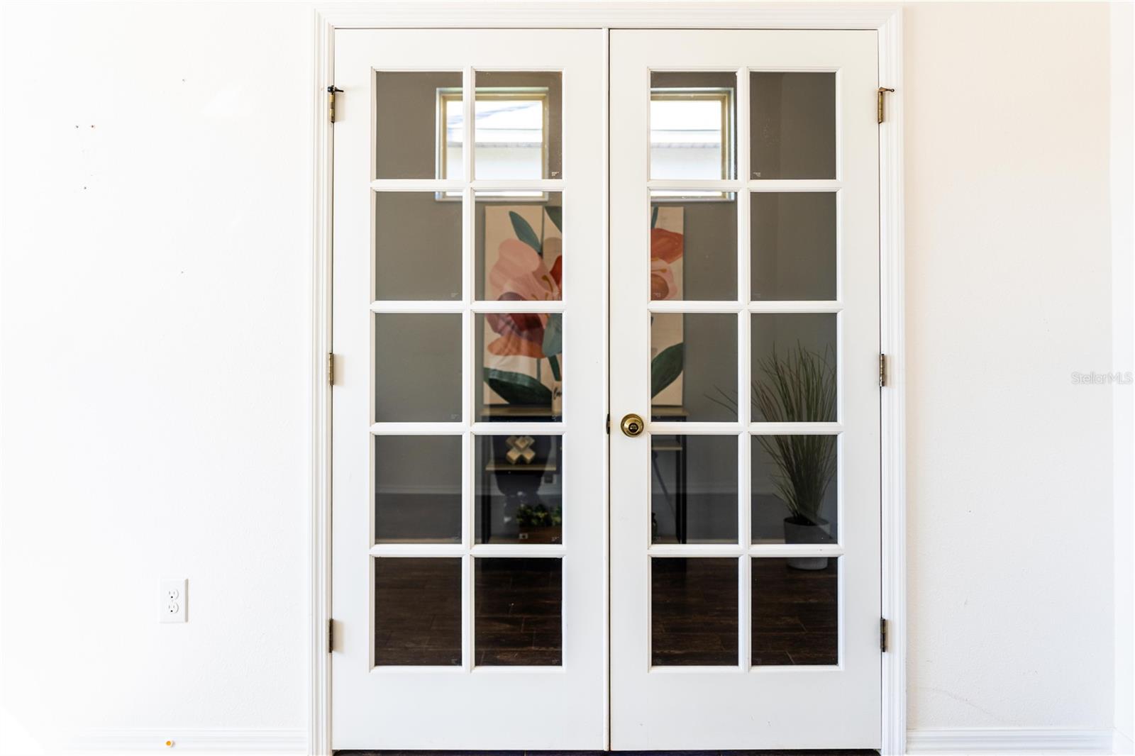 NARCOOSSEE VILLAGE PH 2 - Residential Lease