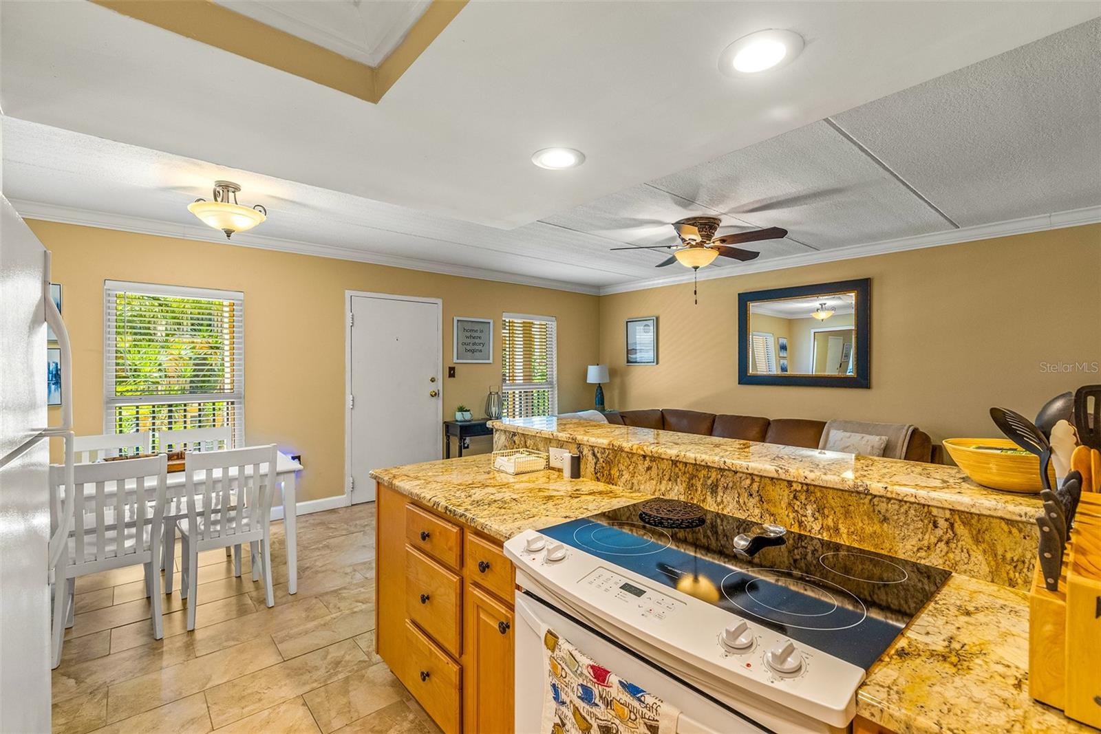 BOCA SHORES CONDO - Residential Lease