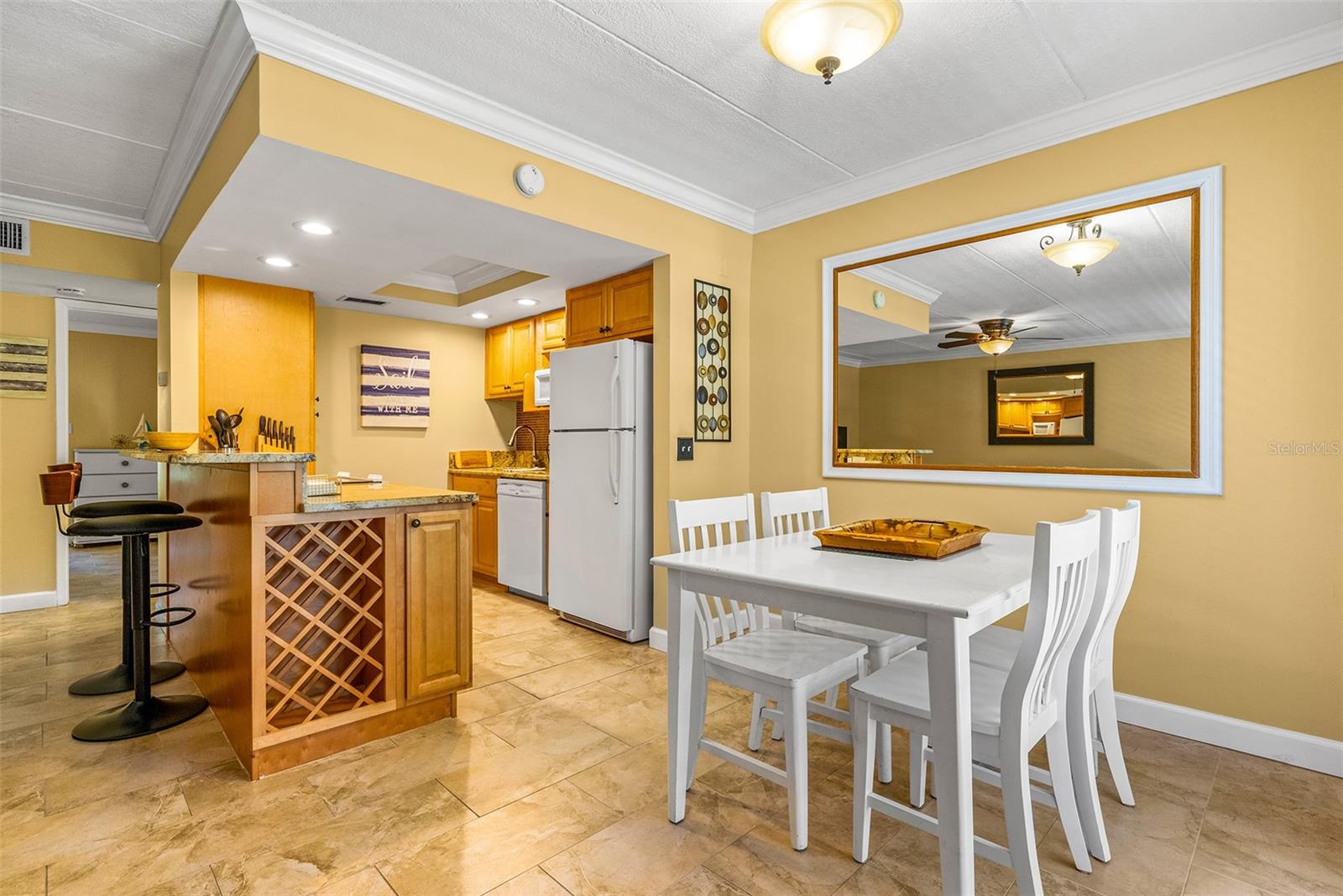 BOCA SHORES CONDO - Residential Lease