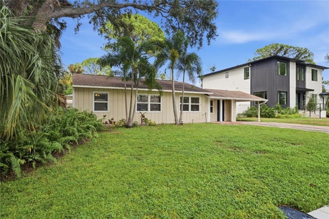 4 beds bed, 2.5 baths bath property at 4627 W El Prado Boulevard, Tampa, FL 33629