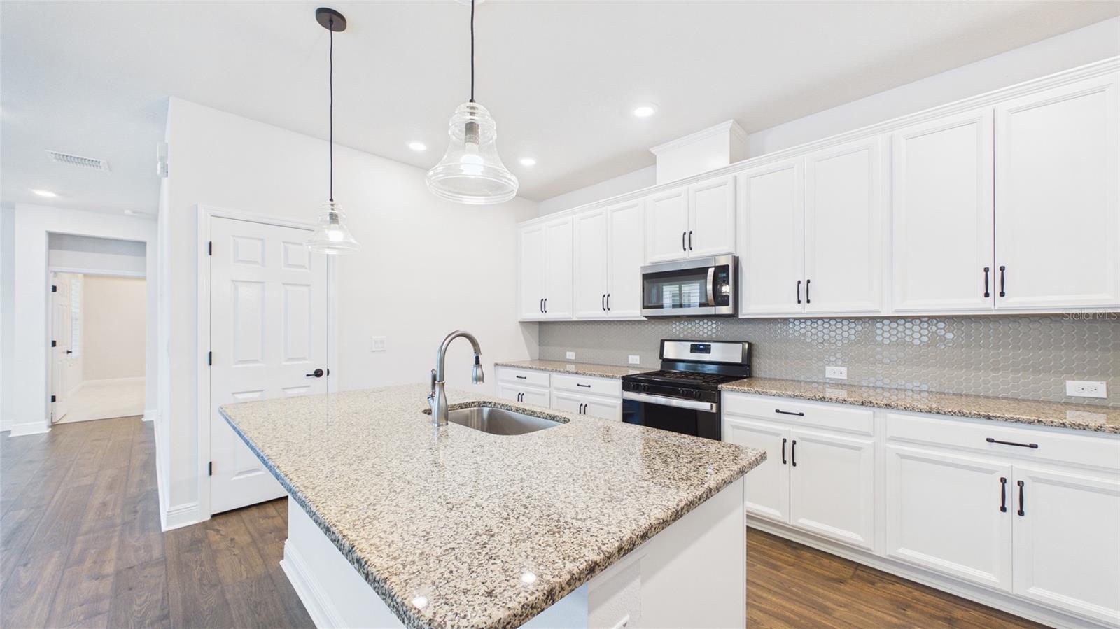 FISHHAWK RANCH WEST PH 3A - Residential