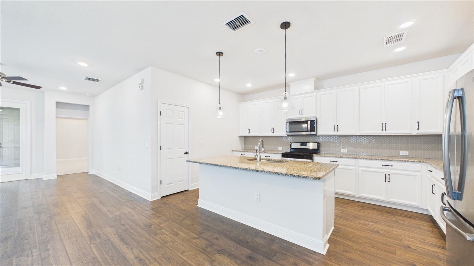 FISHHAWK RANCH WEST PH 3A - Residential