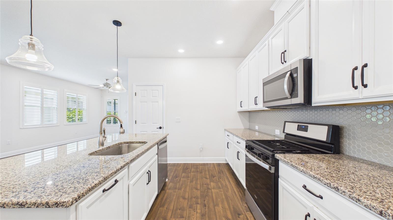 FISHHAWK RANCH WEST PH 3A - Residential