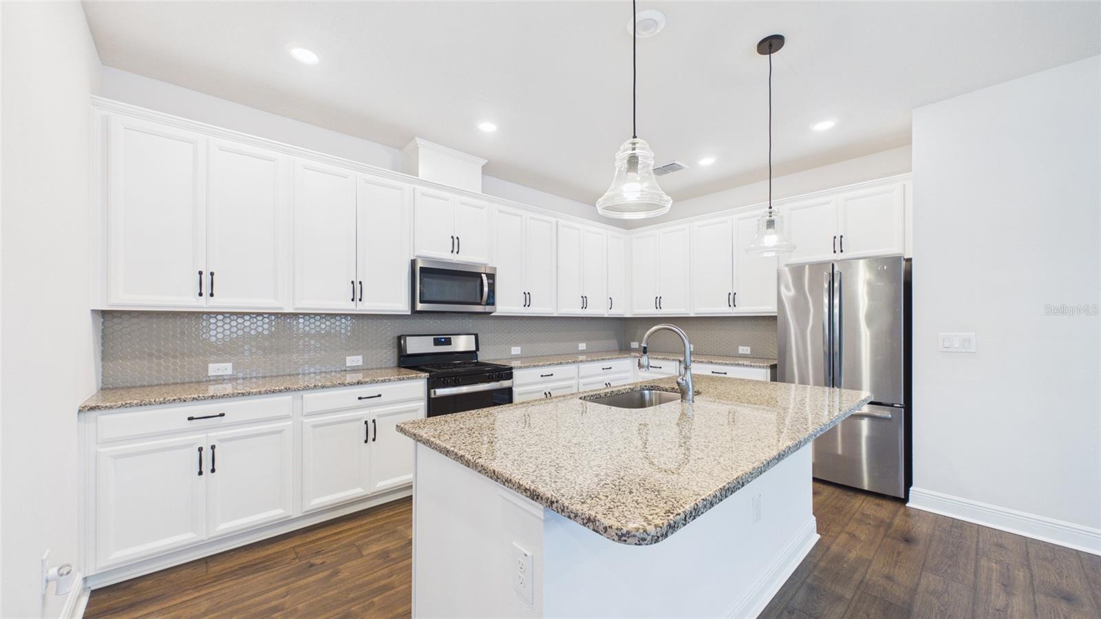 FISHHAWK RANCH WEST PH 3A - Residential