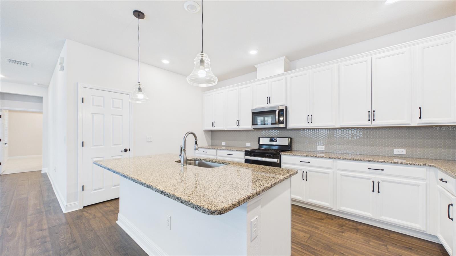 FISHHAWK RANCH WEST PH 3A - Residential