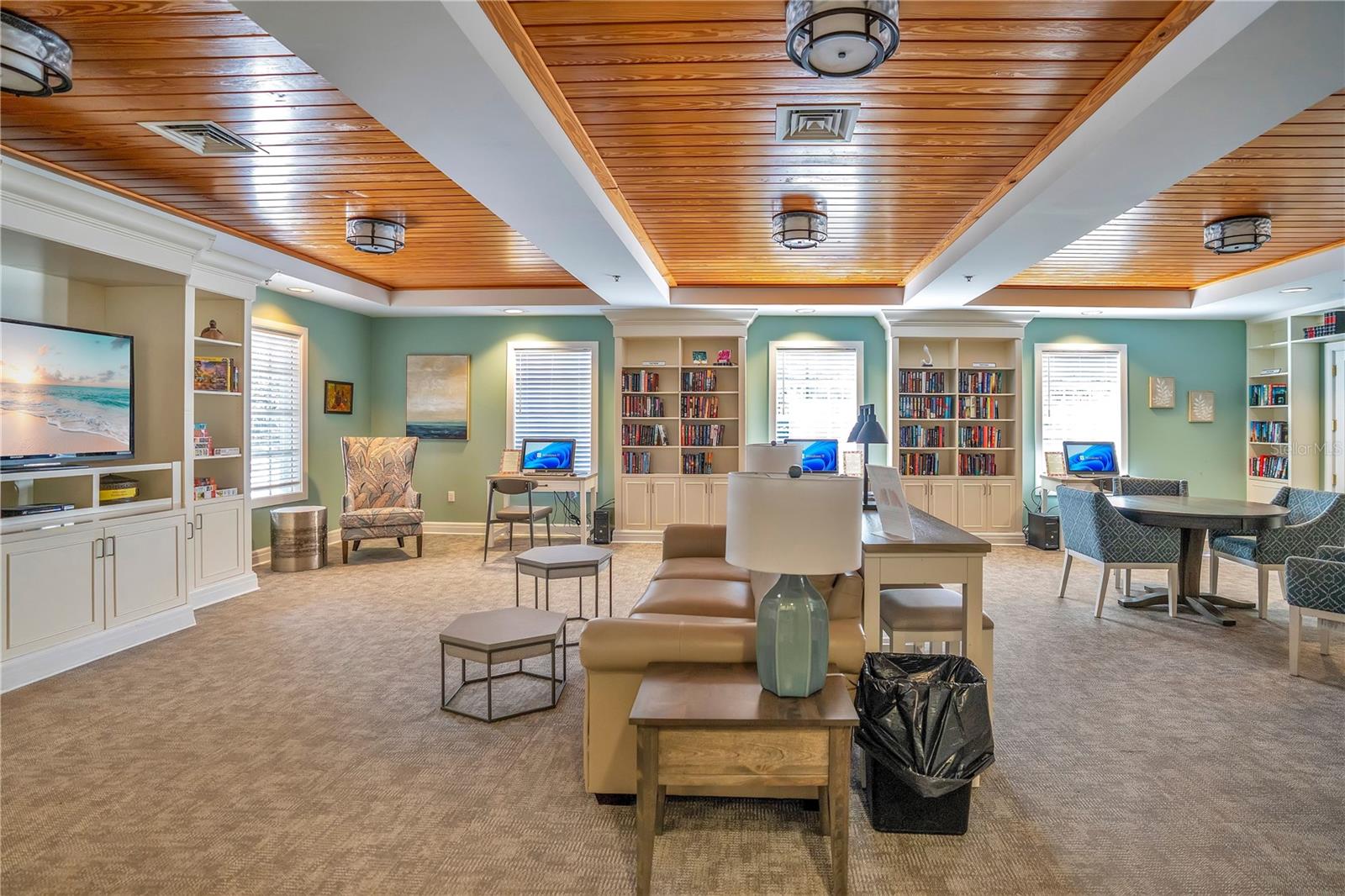 VICTORIA GARDENS PH 6 - Residential