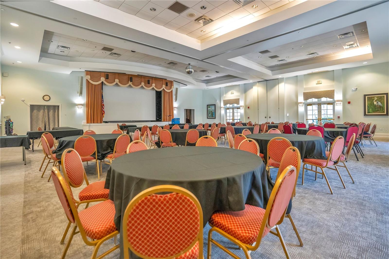 VICTORIA GARDENS PH 6 - Residential