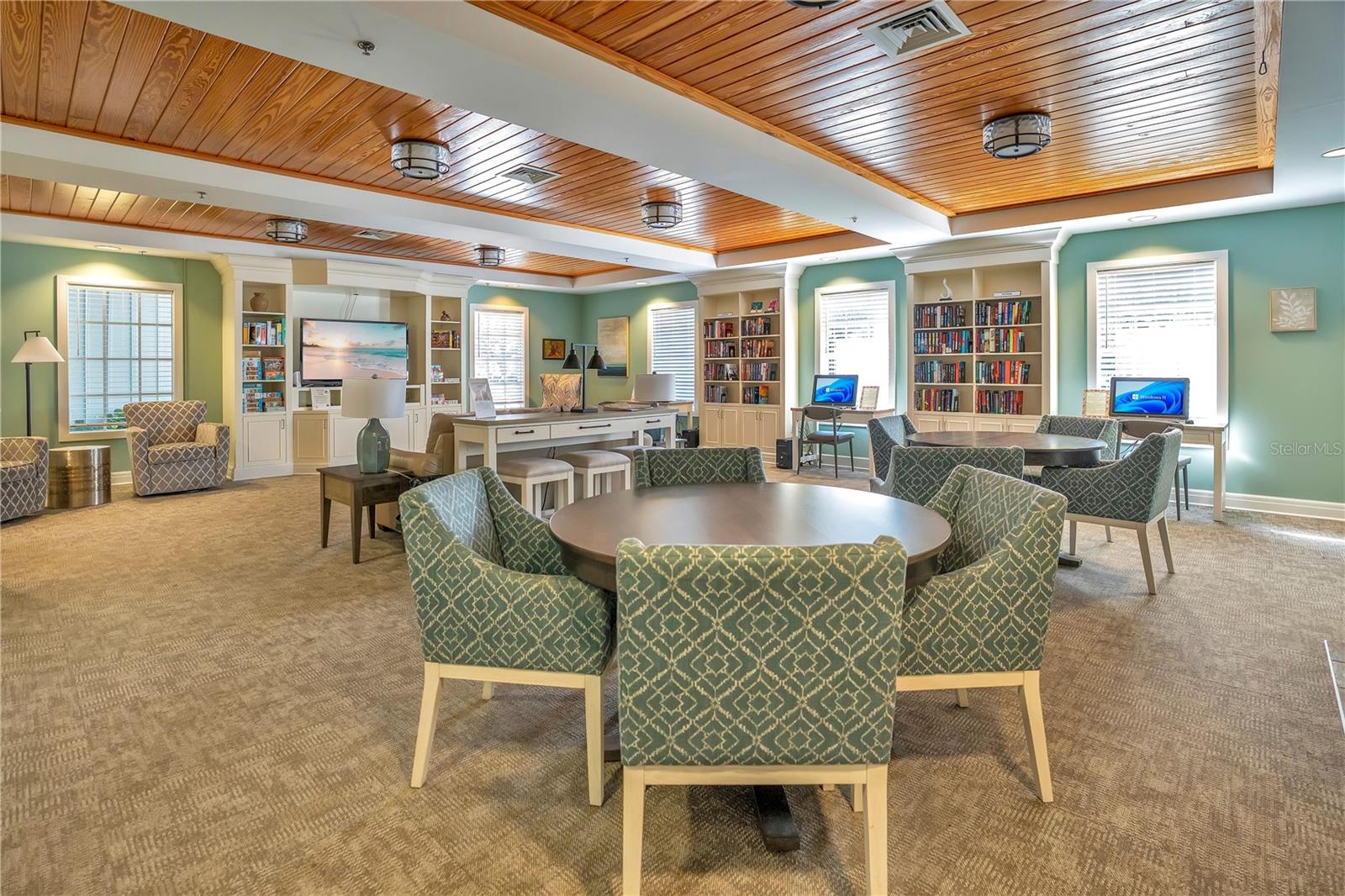 VICTORIA GARDENS PH 6 - Residential