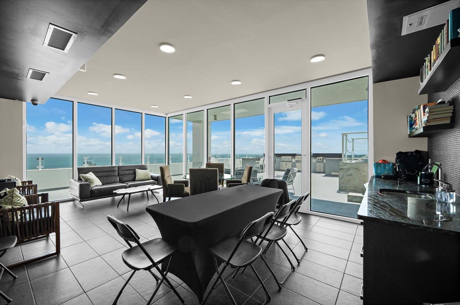 176 4TH AVENUE NE 201