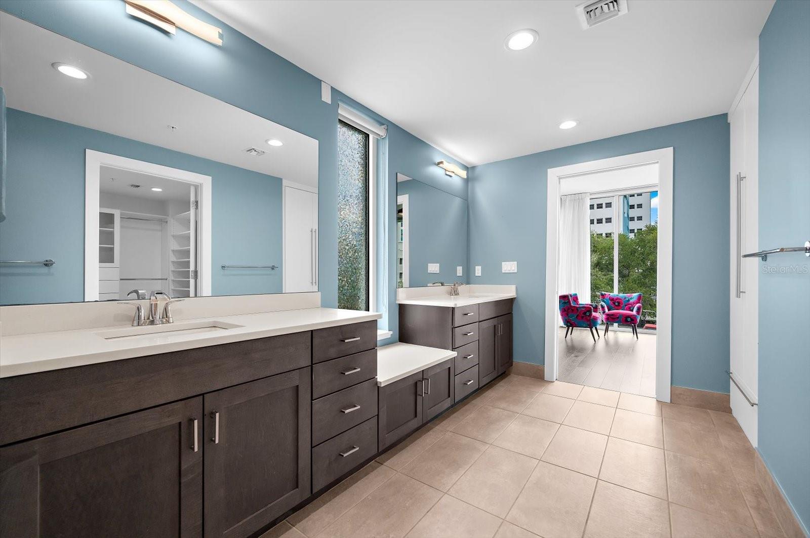 BLISS CONDO - Residential