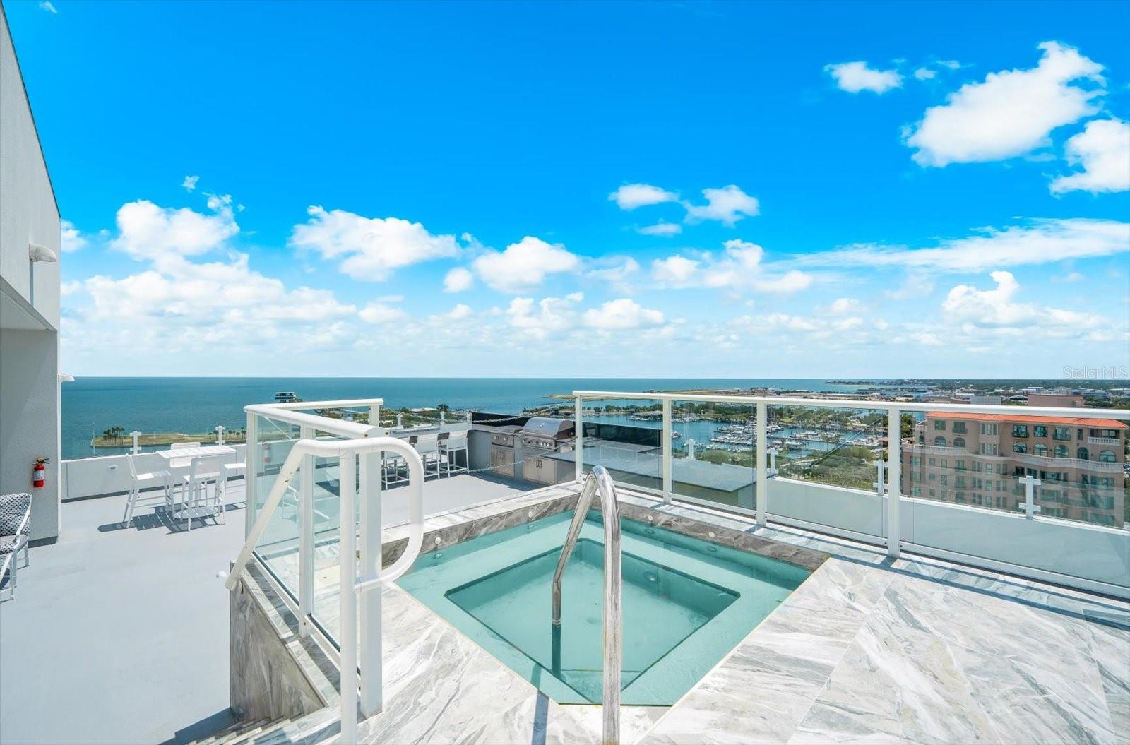 176 4TH AVENUE NE 201