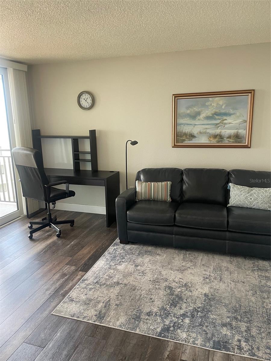 ISLAND WALK CONDO - Residential