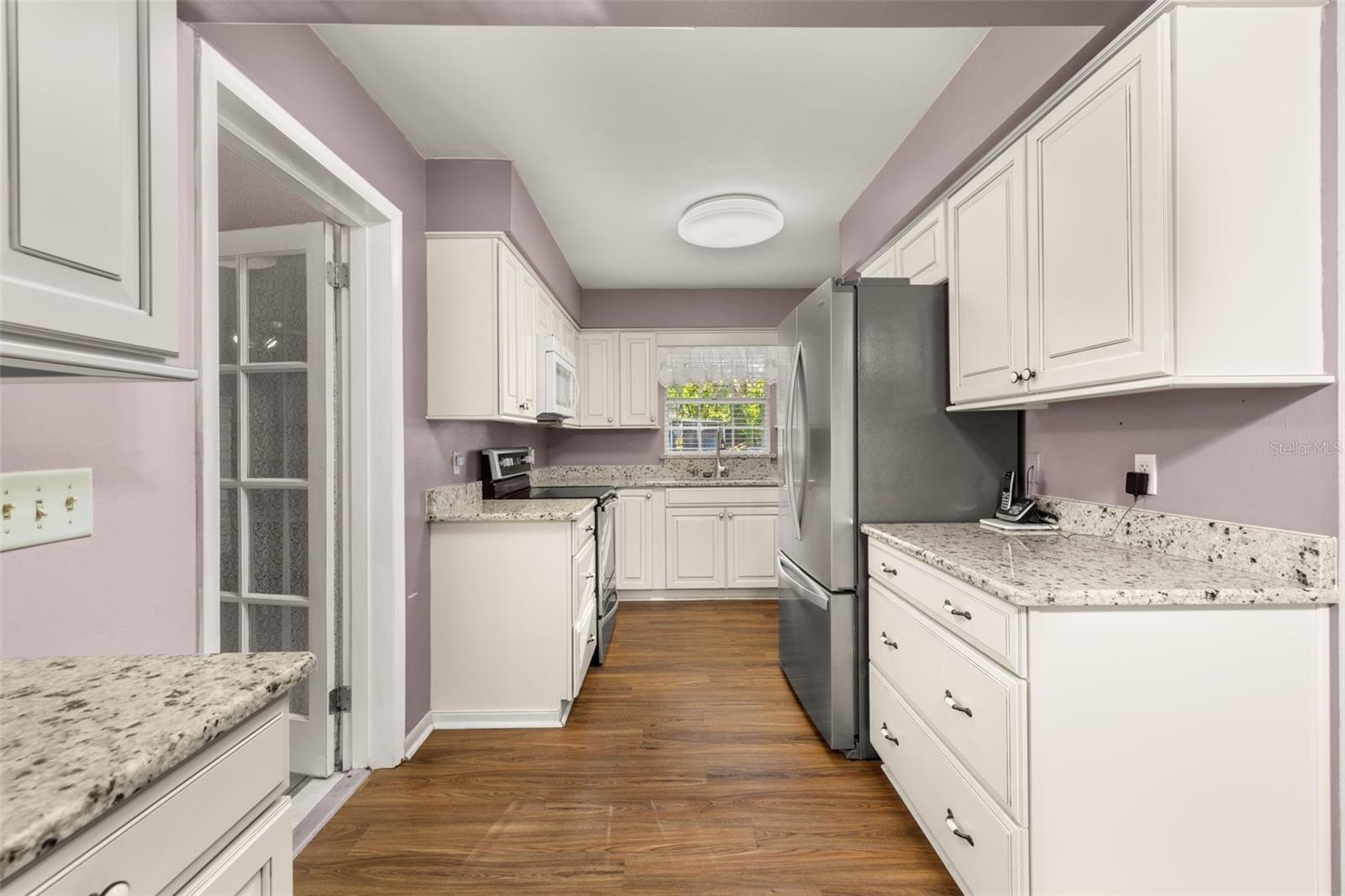 CRYSTAL LAKE ESTATES - Residential
