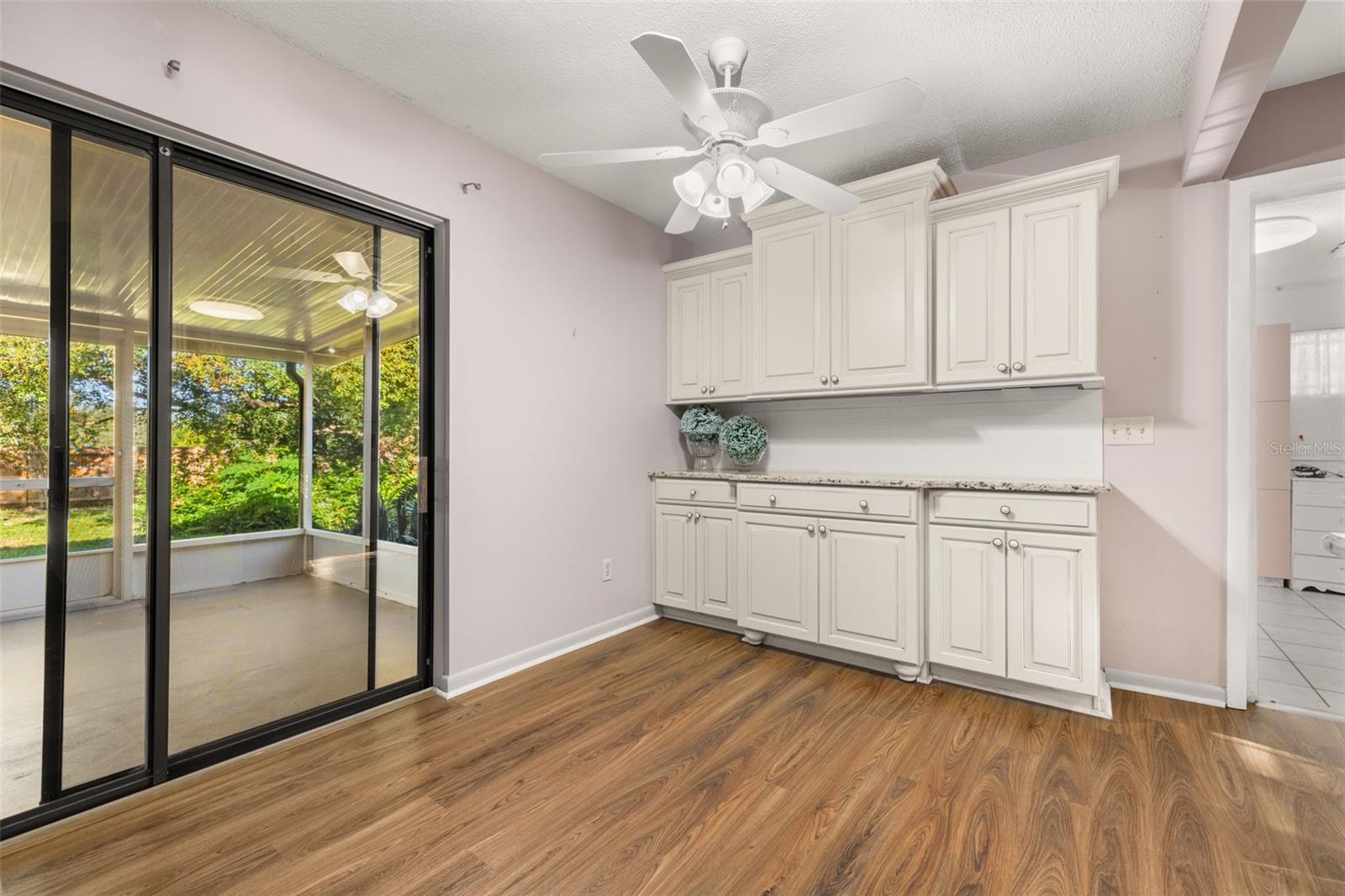 CRYSTAL LAKE ESTATES - Residential