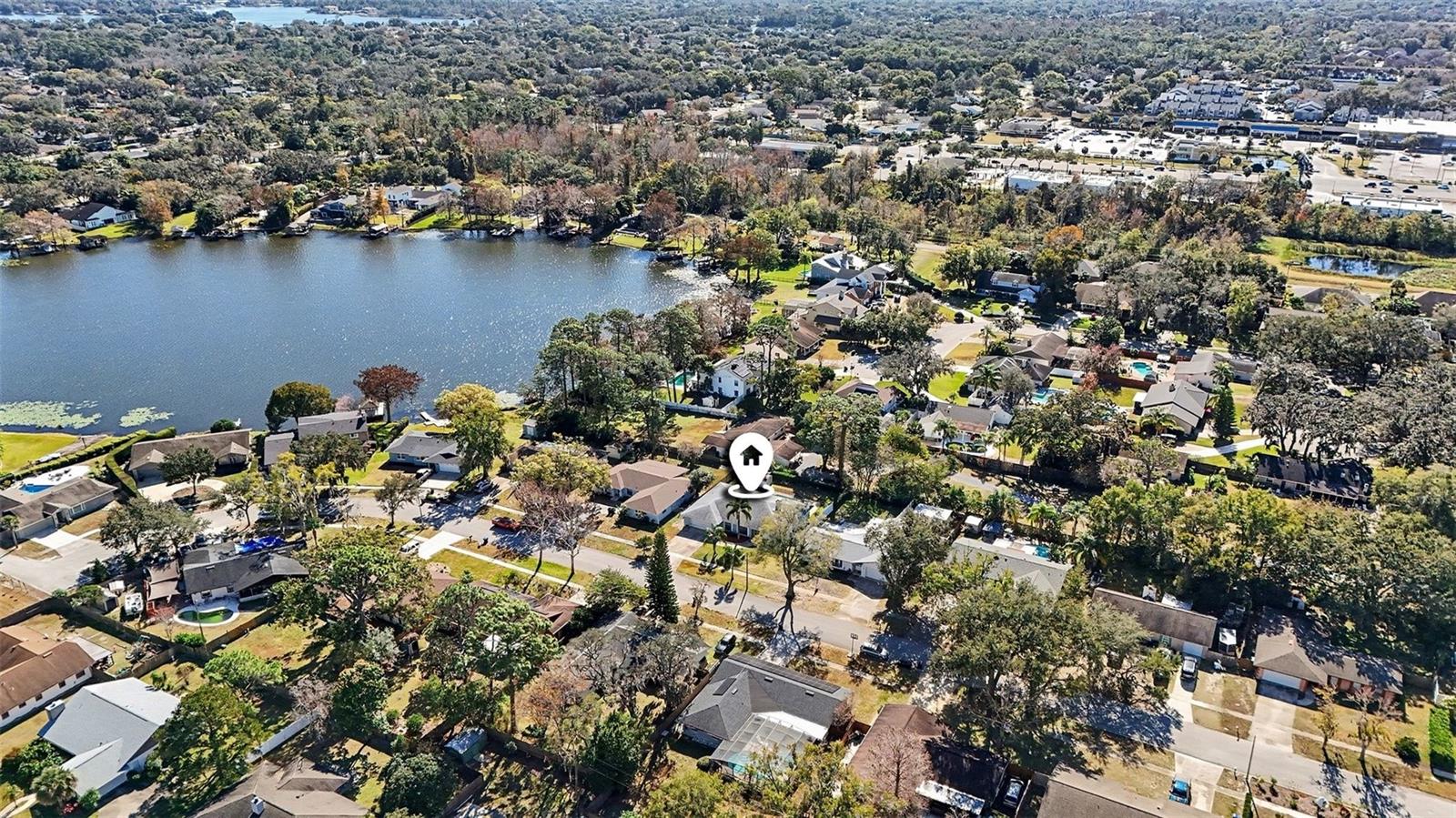 LAKE WAUNATTA VILLAGE - Residential
