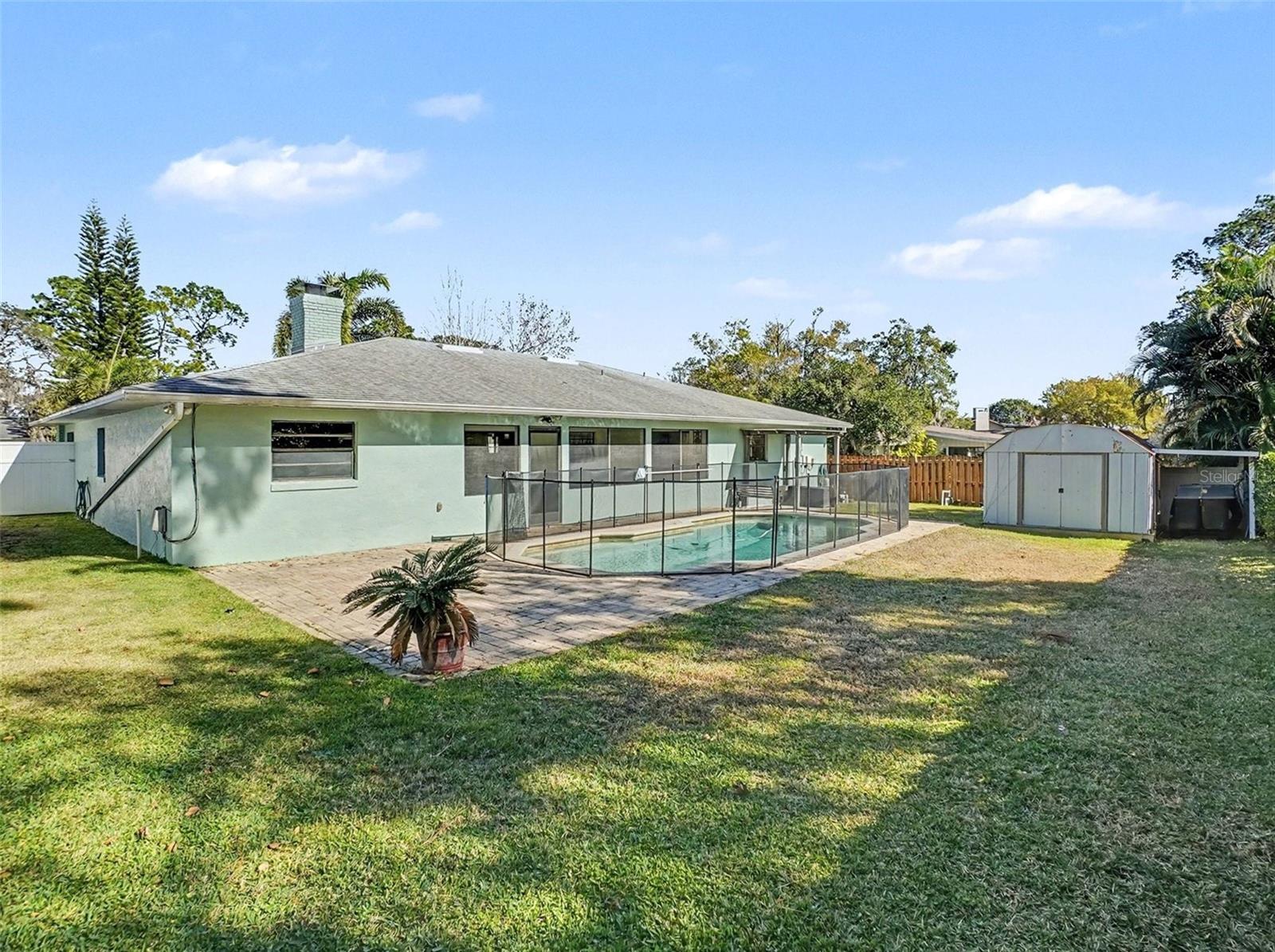 LAKE WAUNATTA VILLAGE - Residential