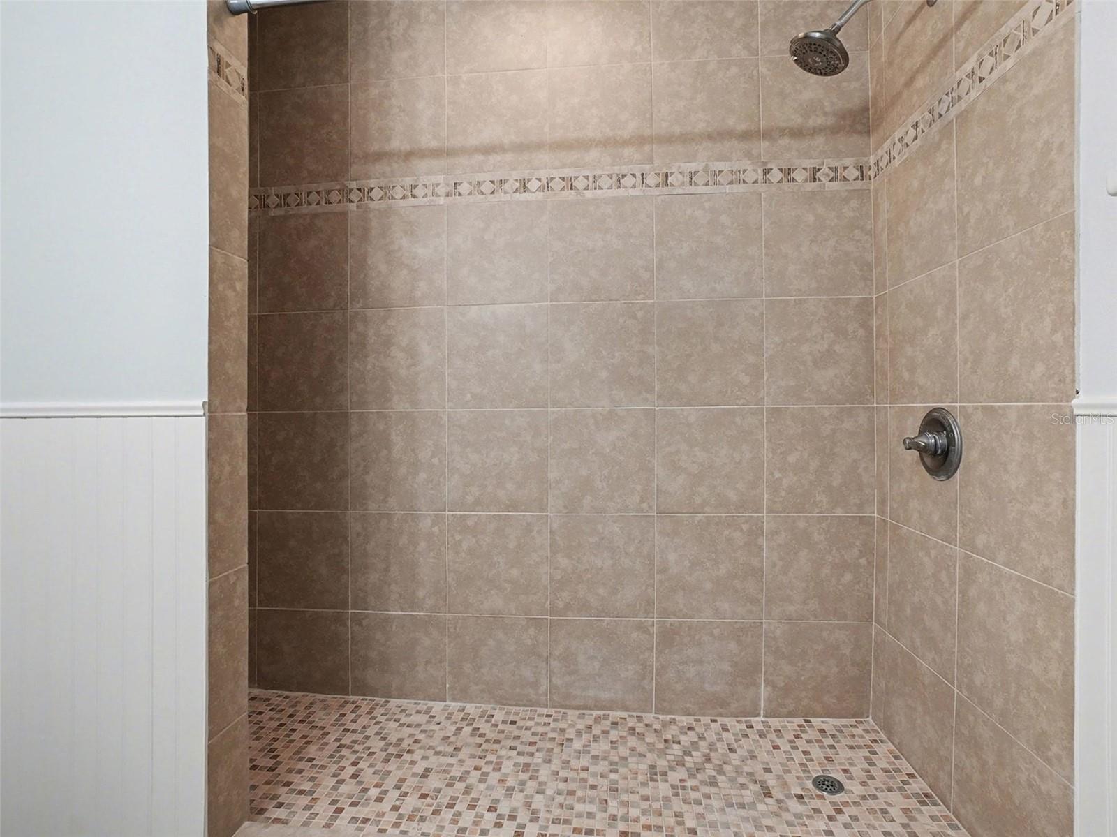 LAKE WAUNATTA VILLAGE - Residential