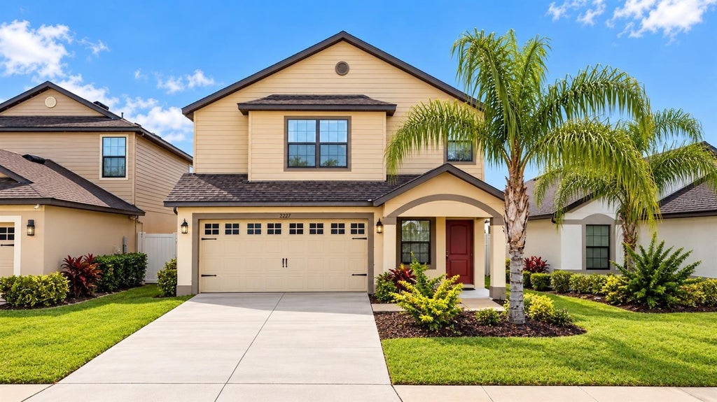 Photo of 2227 Caspian Drive, Lakeland, FL 33805 (MLS # S5159450)