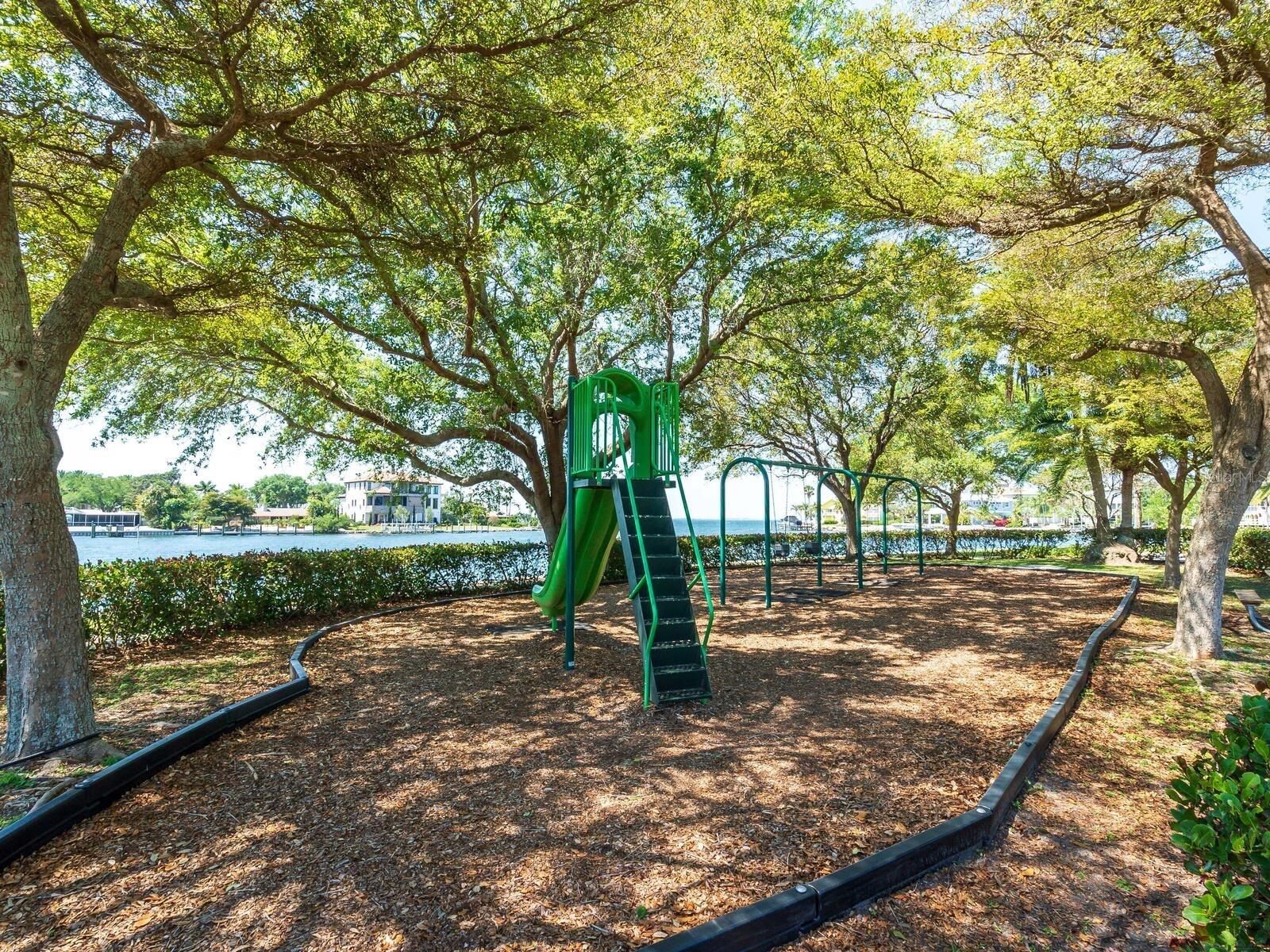 INDIAN BEACH MAP OF - Land