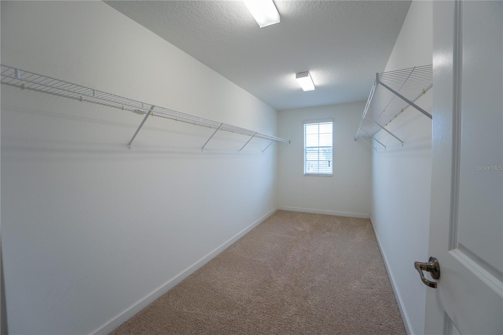 STOREY LAKE - Residential Lease