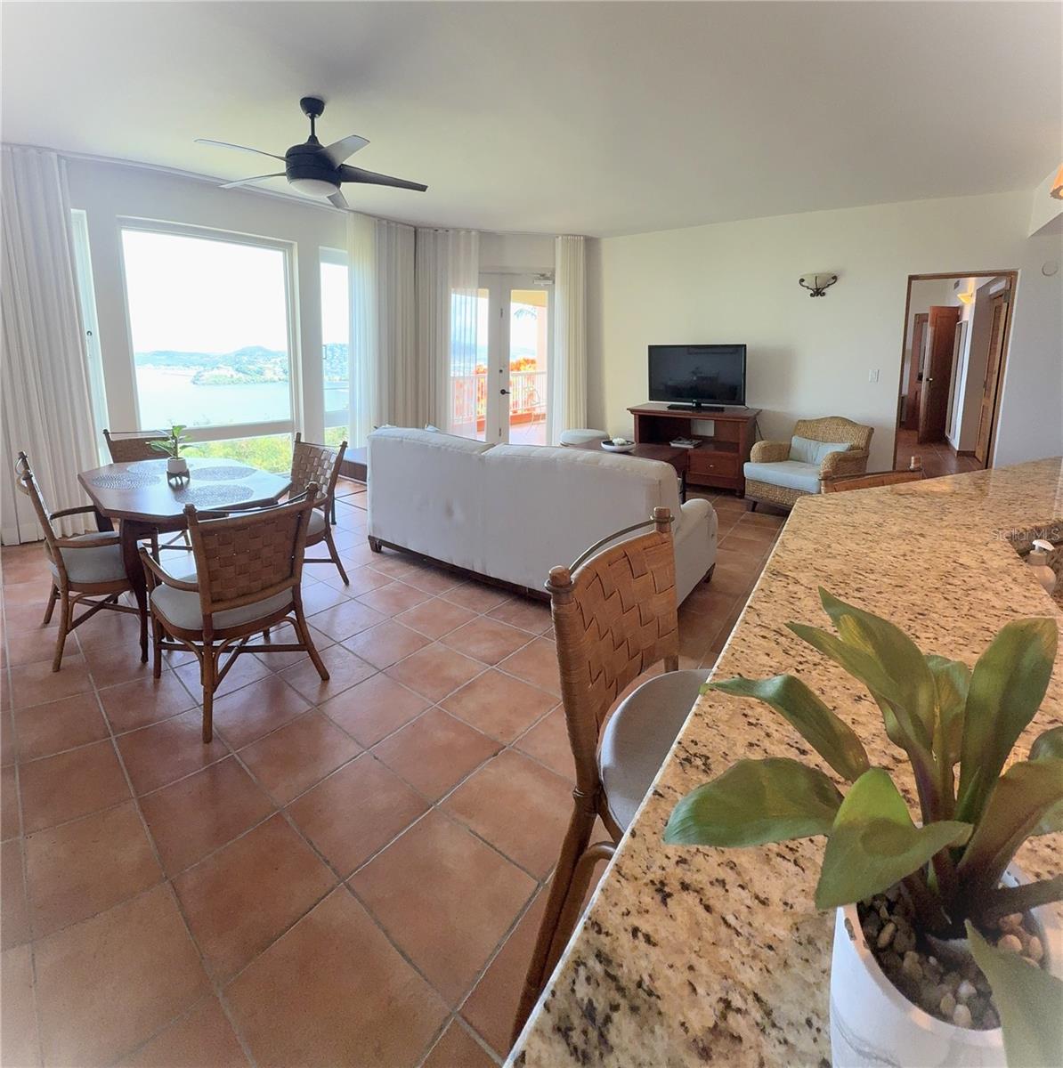 LAS CASITAS II - Residential