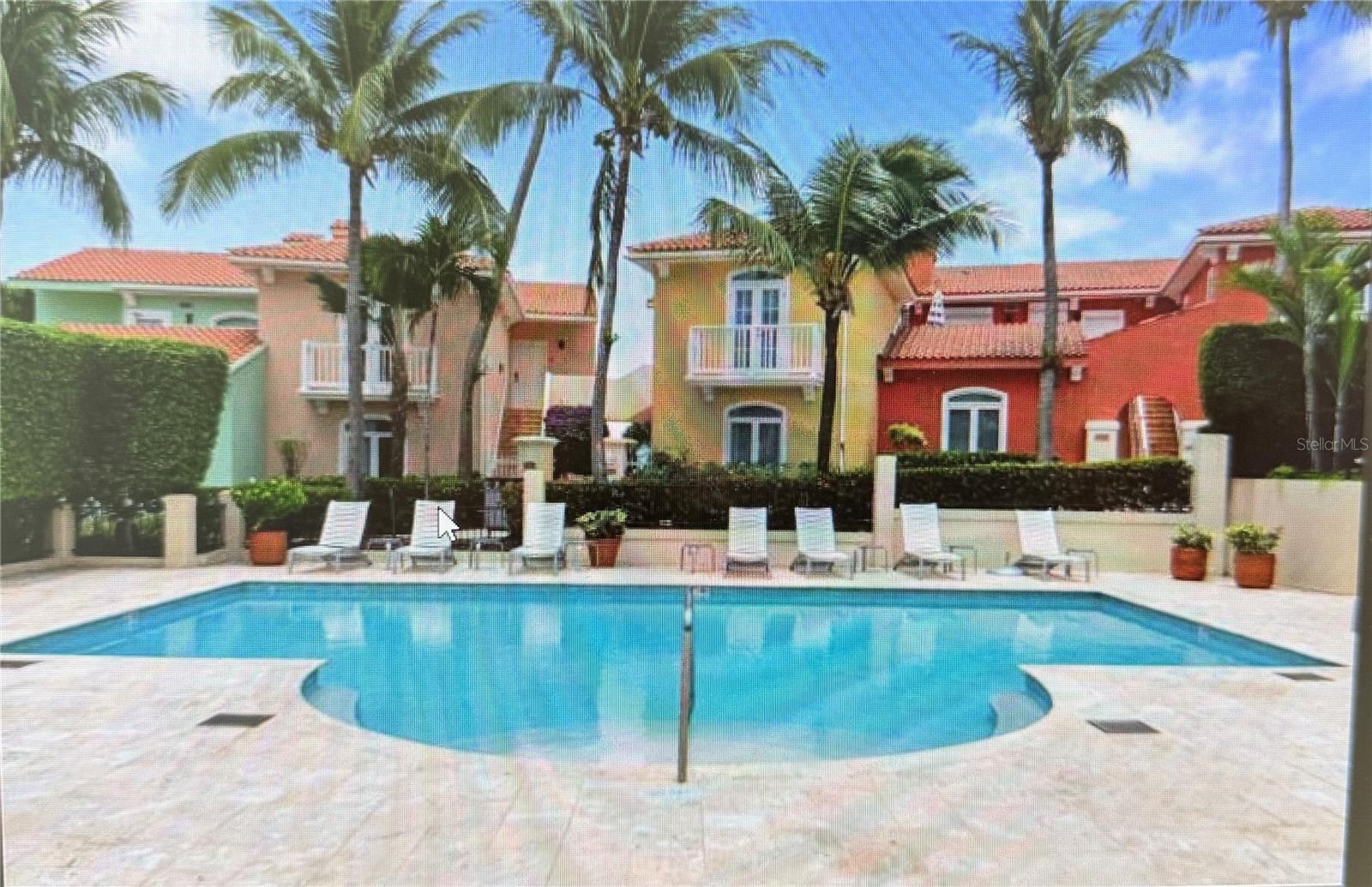 LAS CASITAS II - Residential