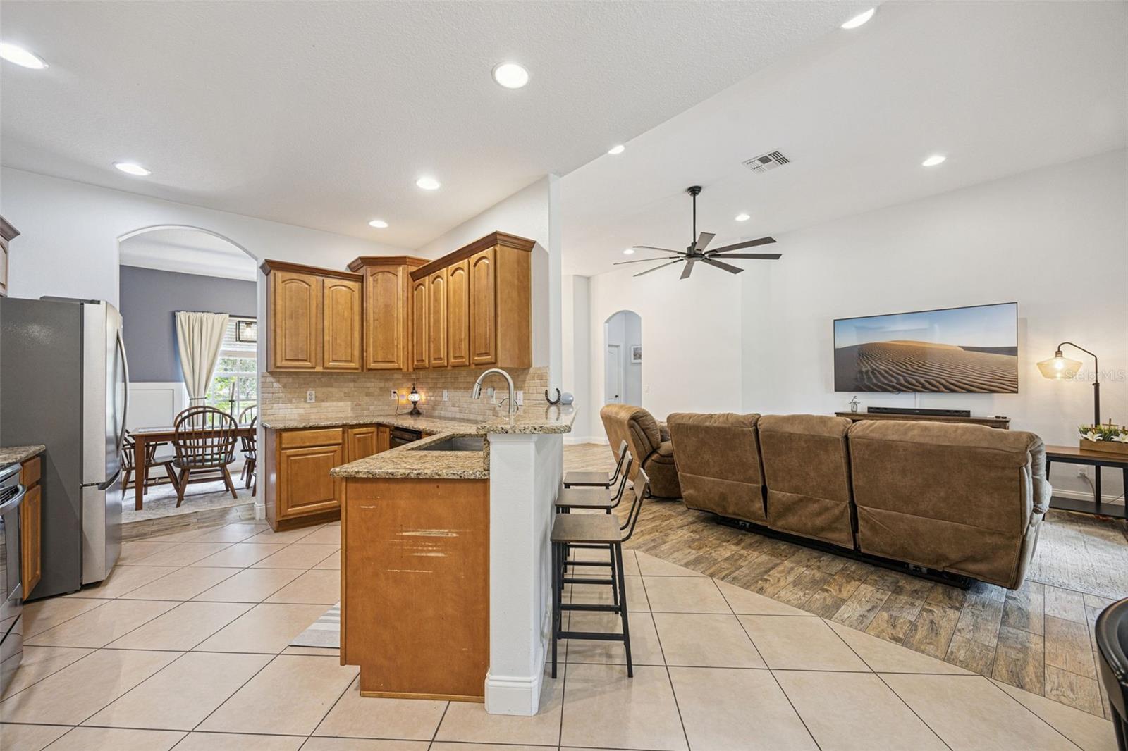 41220 ALDER WAY