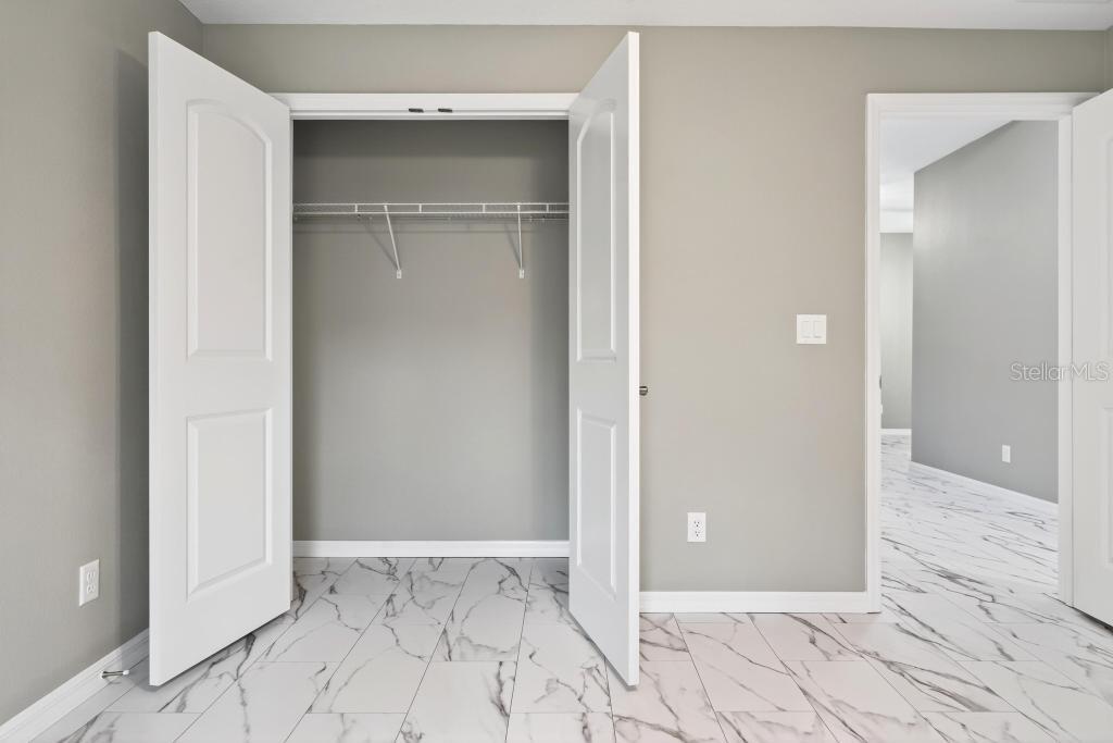 SILVER SPGS SHORES - Residential