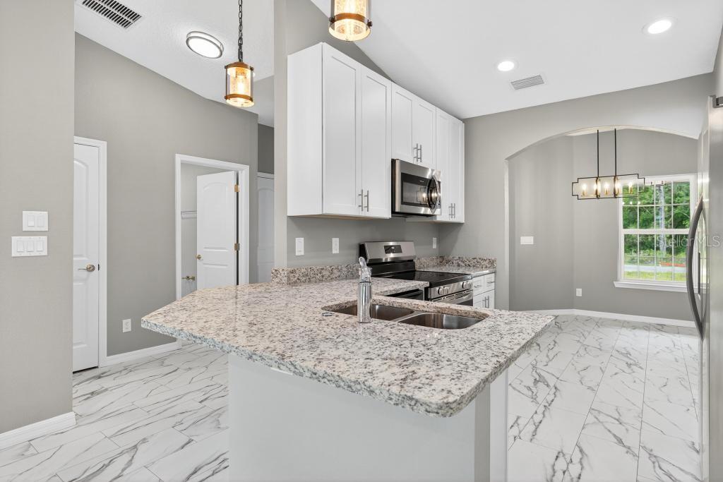 SILVER SPGS SHORES - Residential