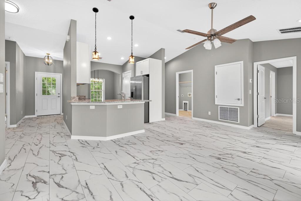 SILVER SPGS SHORES - Residential