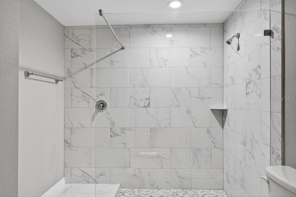 SILVER SPGS SHORES - Residential