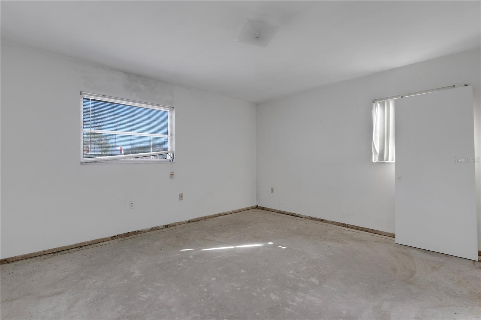 NOKOMIS - Residential Income