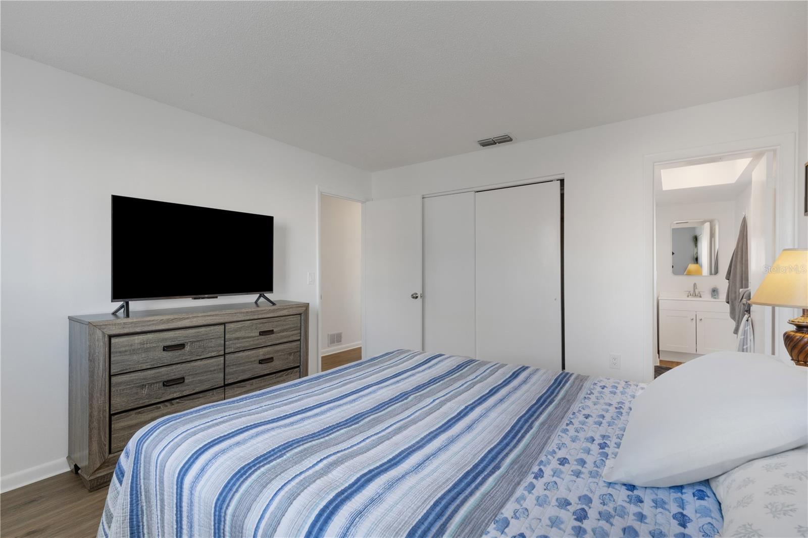 NOKOMIS - Residential Income