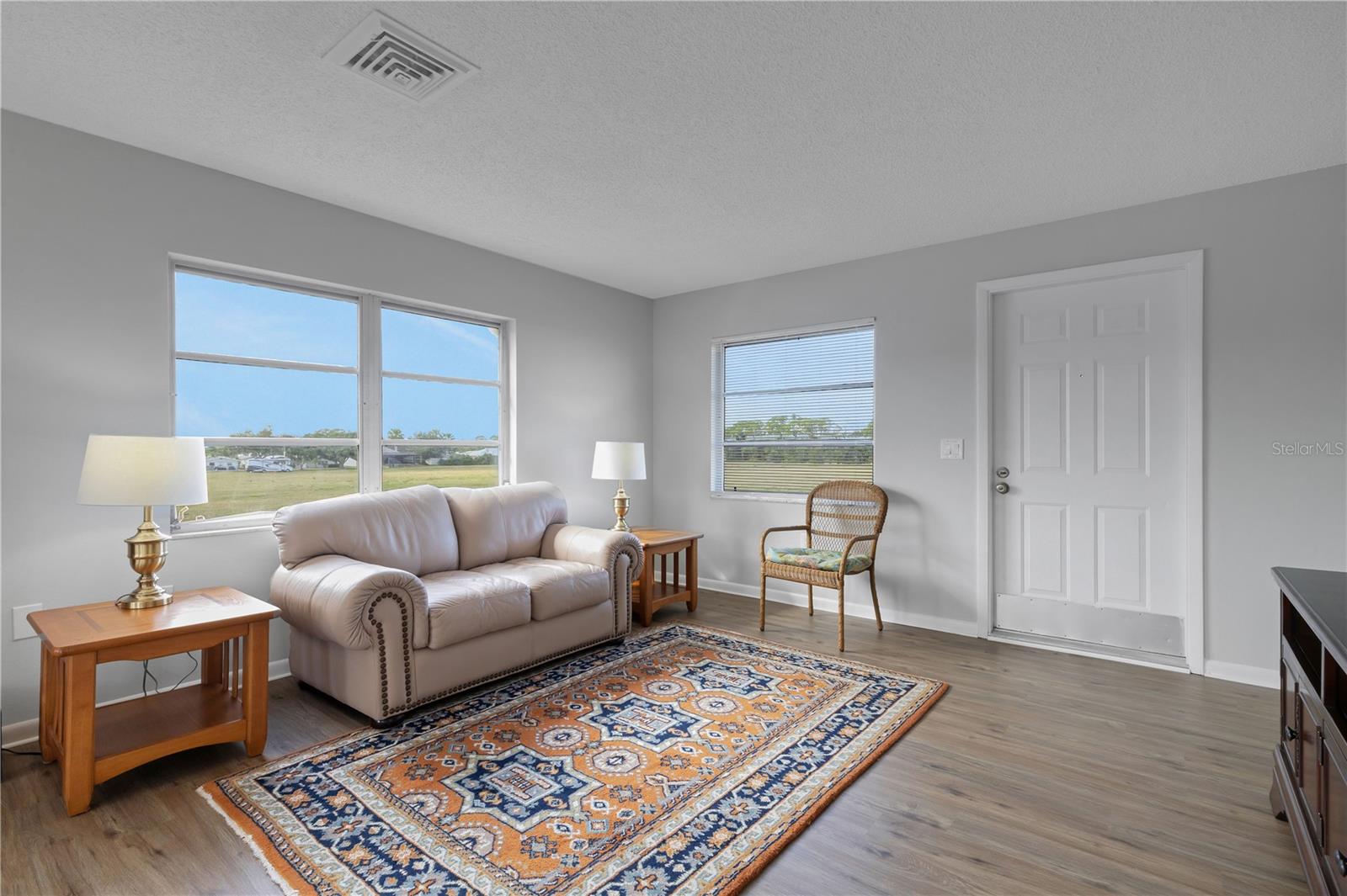 NOKOMIS - Residential Income