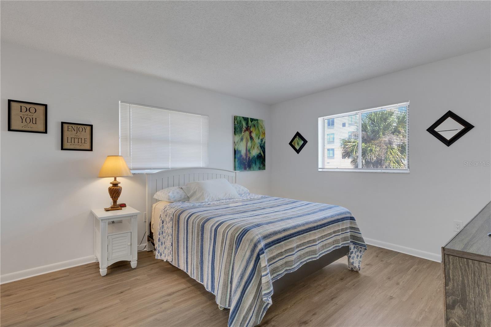 NOKOMIS - Residential Income