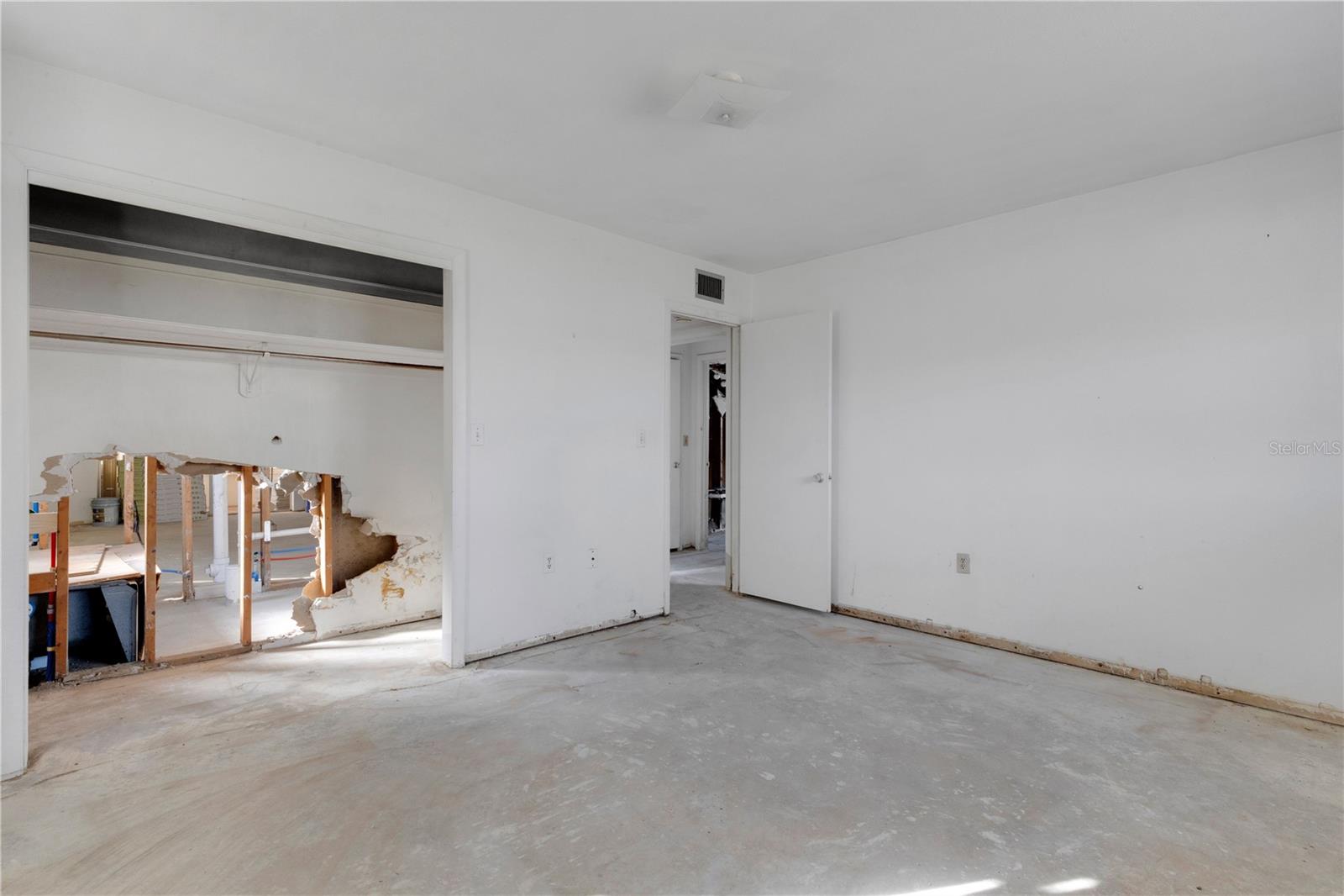 NOKOMIS - Residential Income