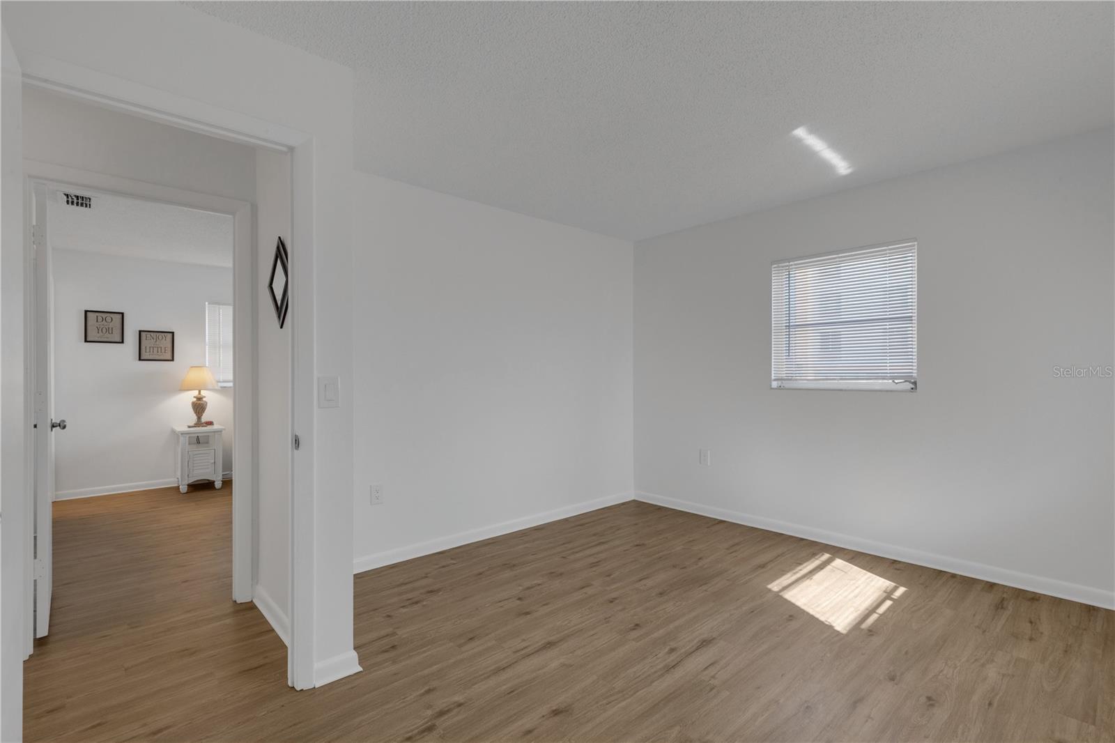 NOKOMIS - Residential Income