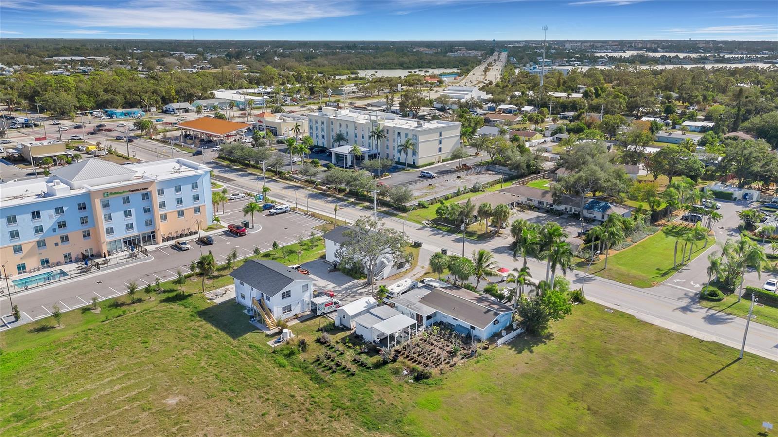 NOKOMIS - Residential Income