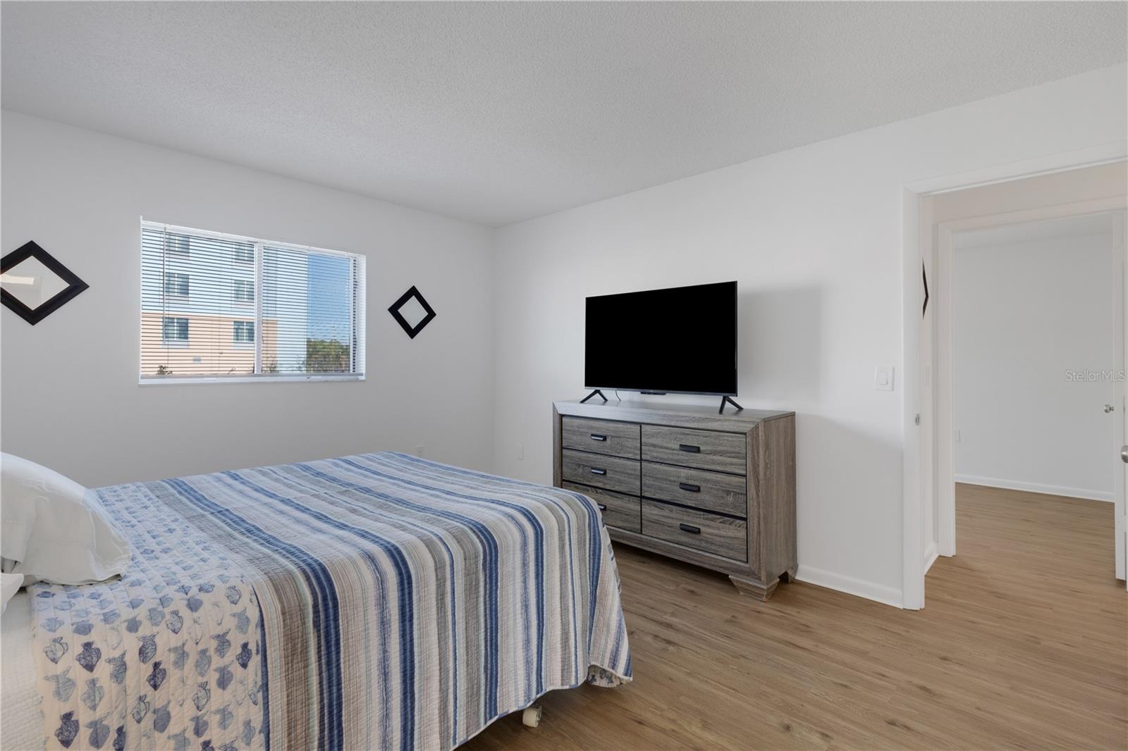 NOKOMIS - Residential Income