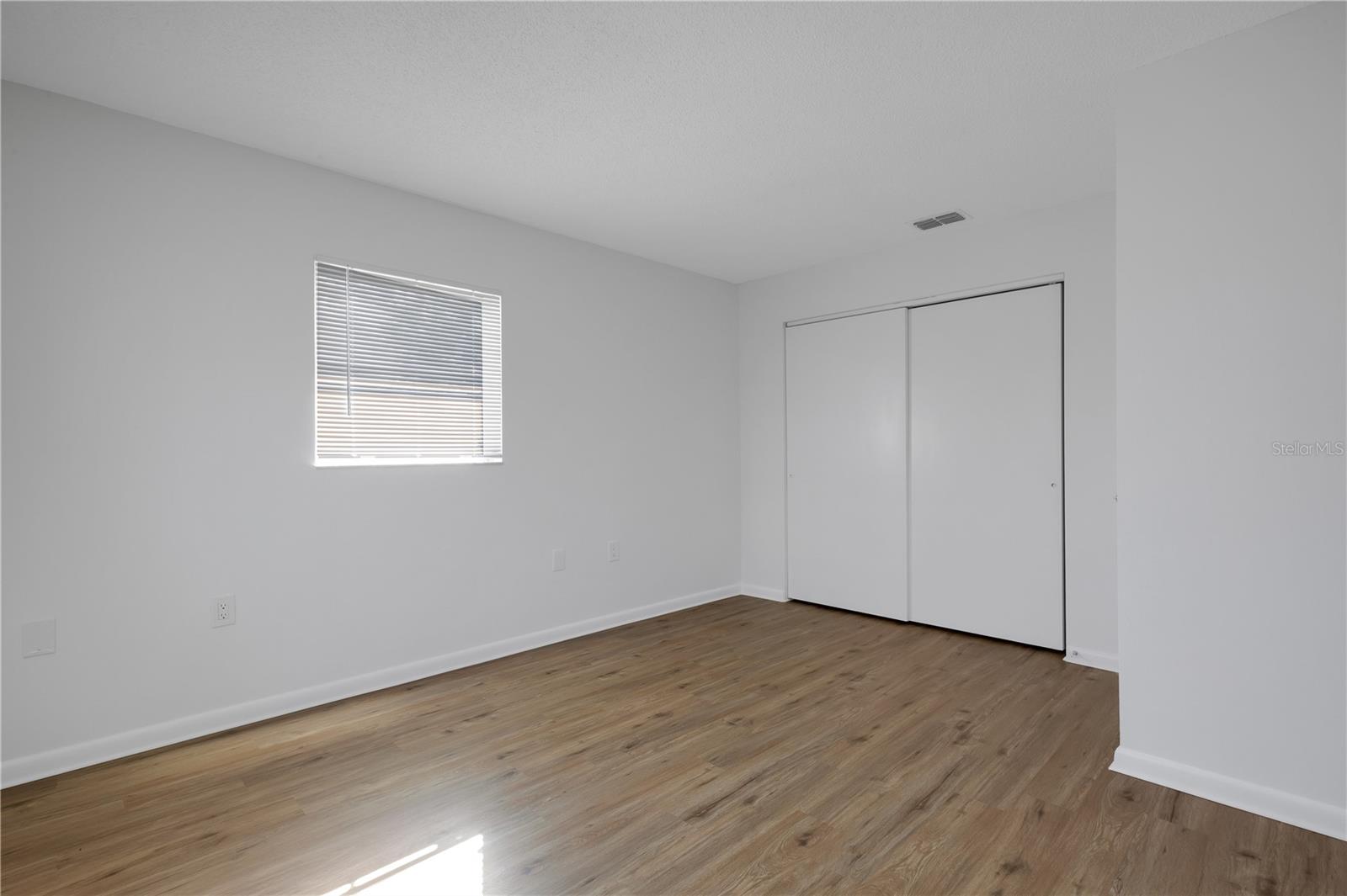 NOKOMIS - Residential Income