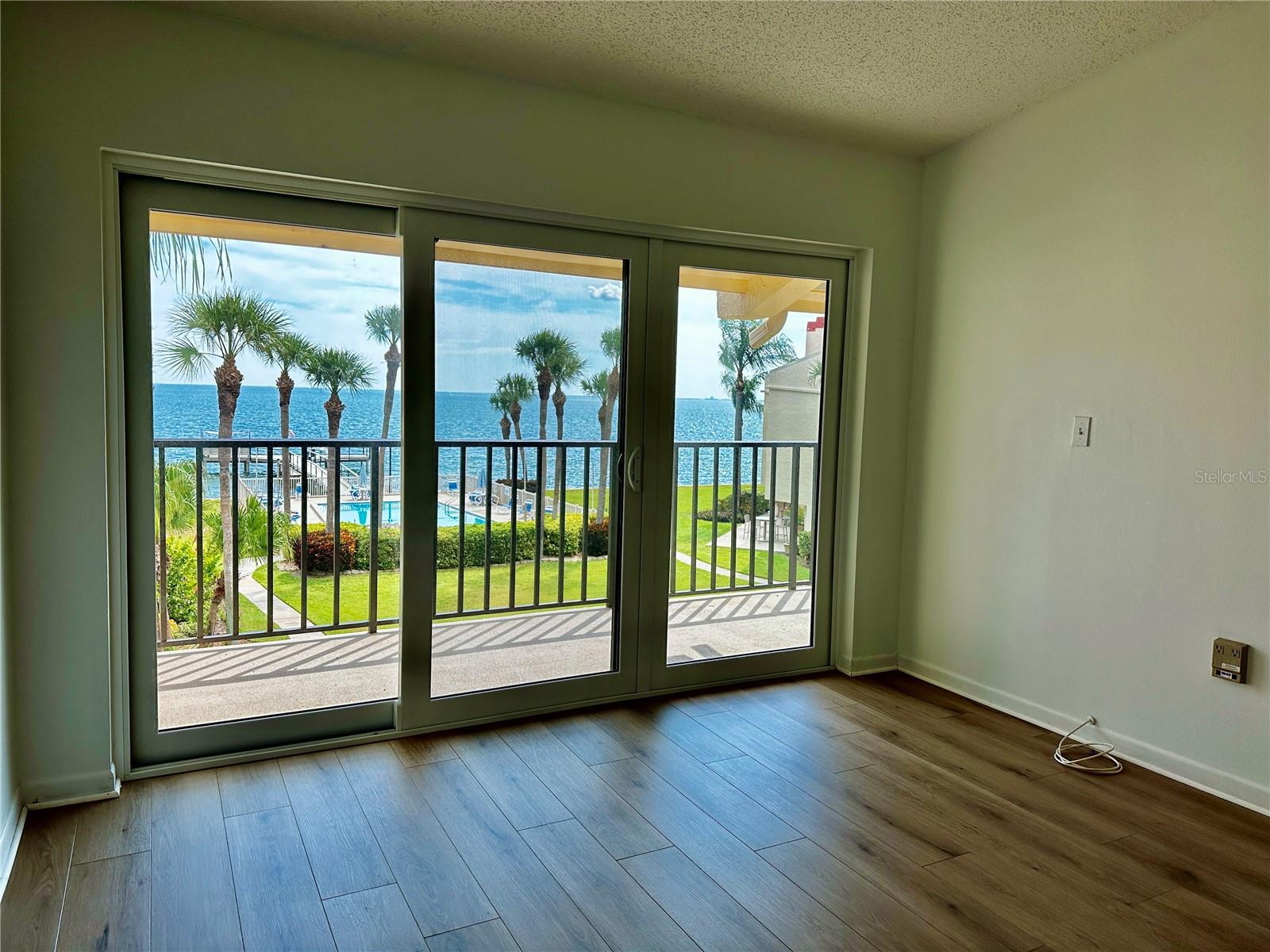 SEAPOINTE TERRACE CONDO - Residential