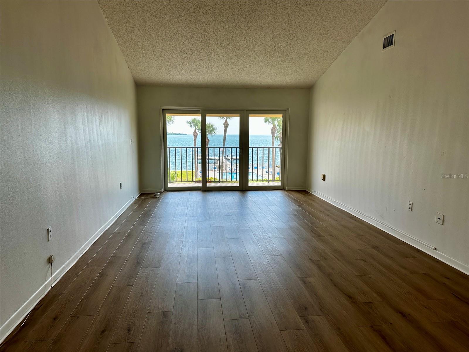 SEAPOINTE TERRACE CONDO - Residential