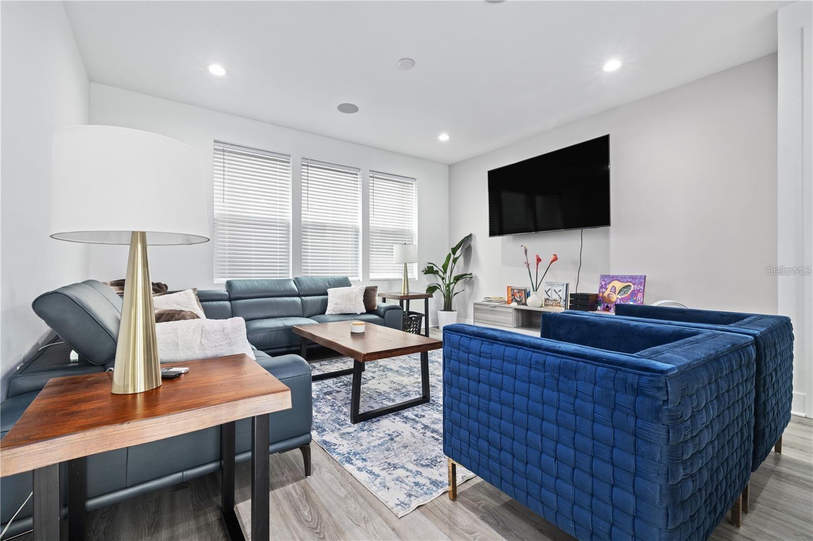 41 29TH STREET N