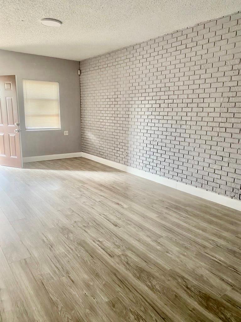 INWOOD - Residential Income