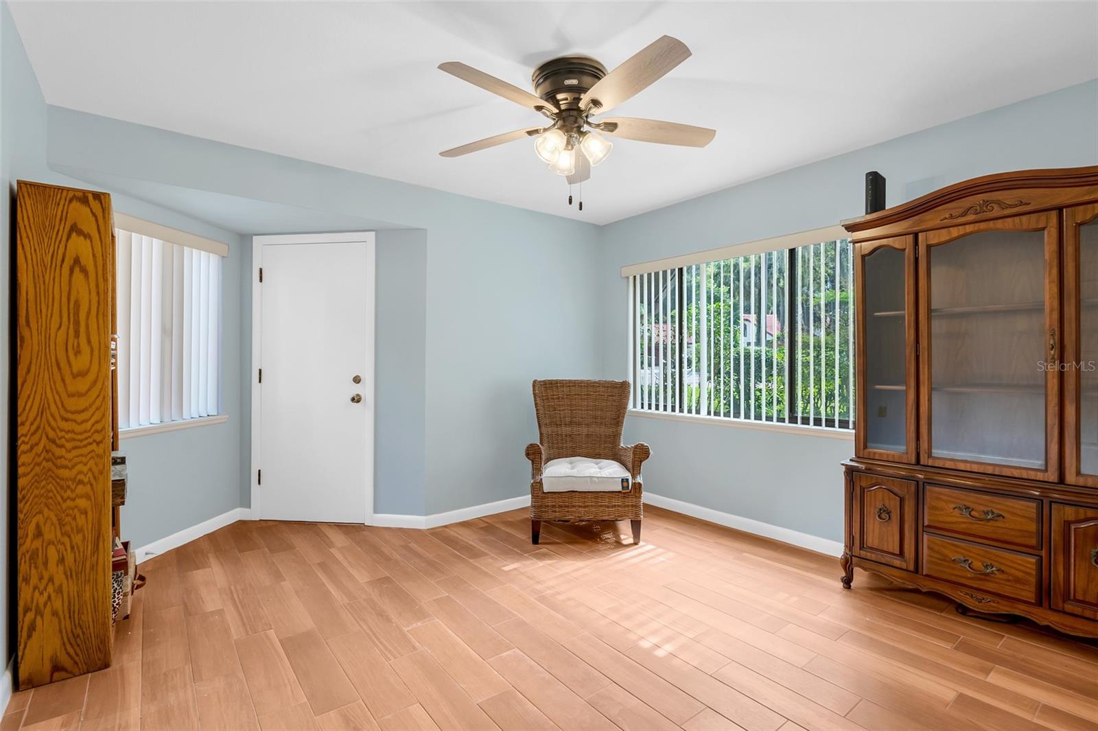 WATERWOOD TOWNHOUSES SUB - Residential